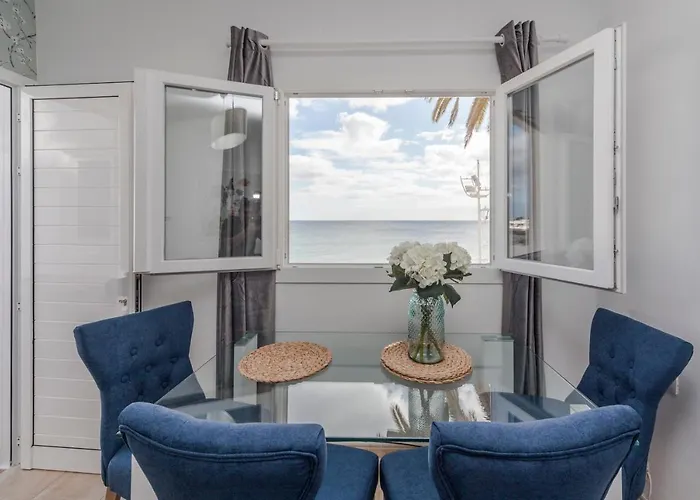 Luxury Sea Front *